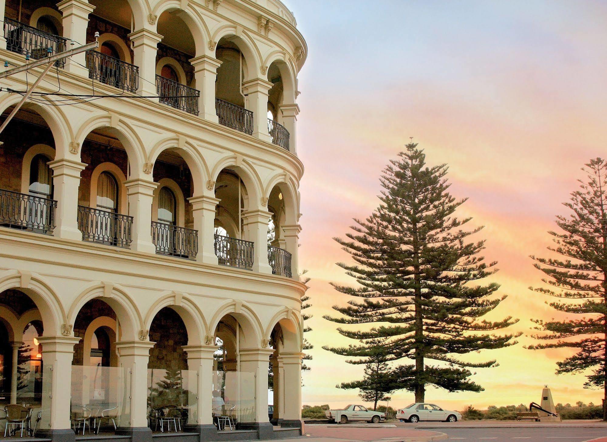 Largs Pier Hotel Adelaide Dış mekan fotoğraf